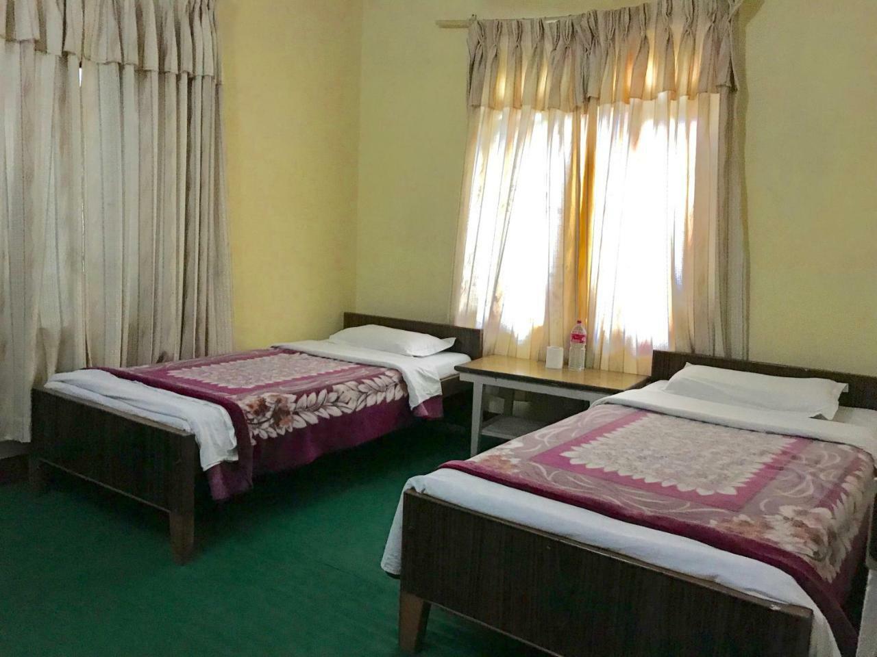 Geo Guest House Pokhara Eksteriør bilde